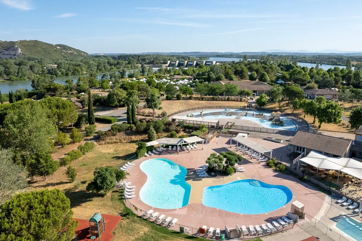 Camping L Ile Des Papes