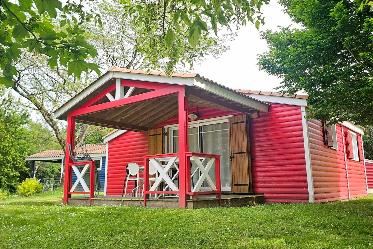Camping Ushuaïa Village Les Chalets De Moulière
