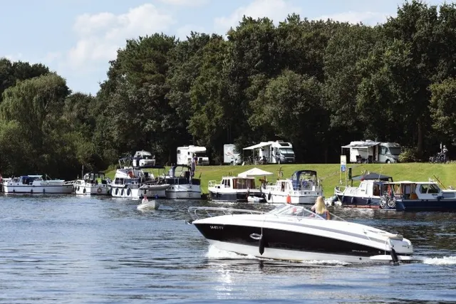 Jachthaven Camping De Maasterp
